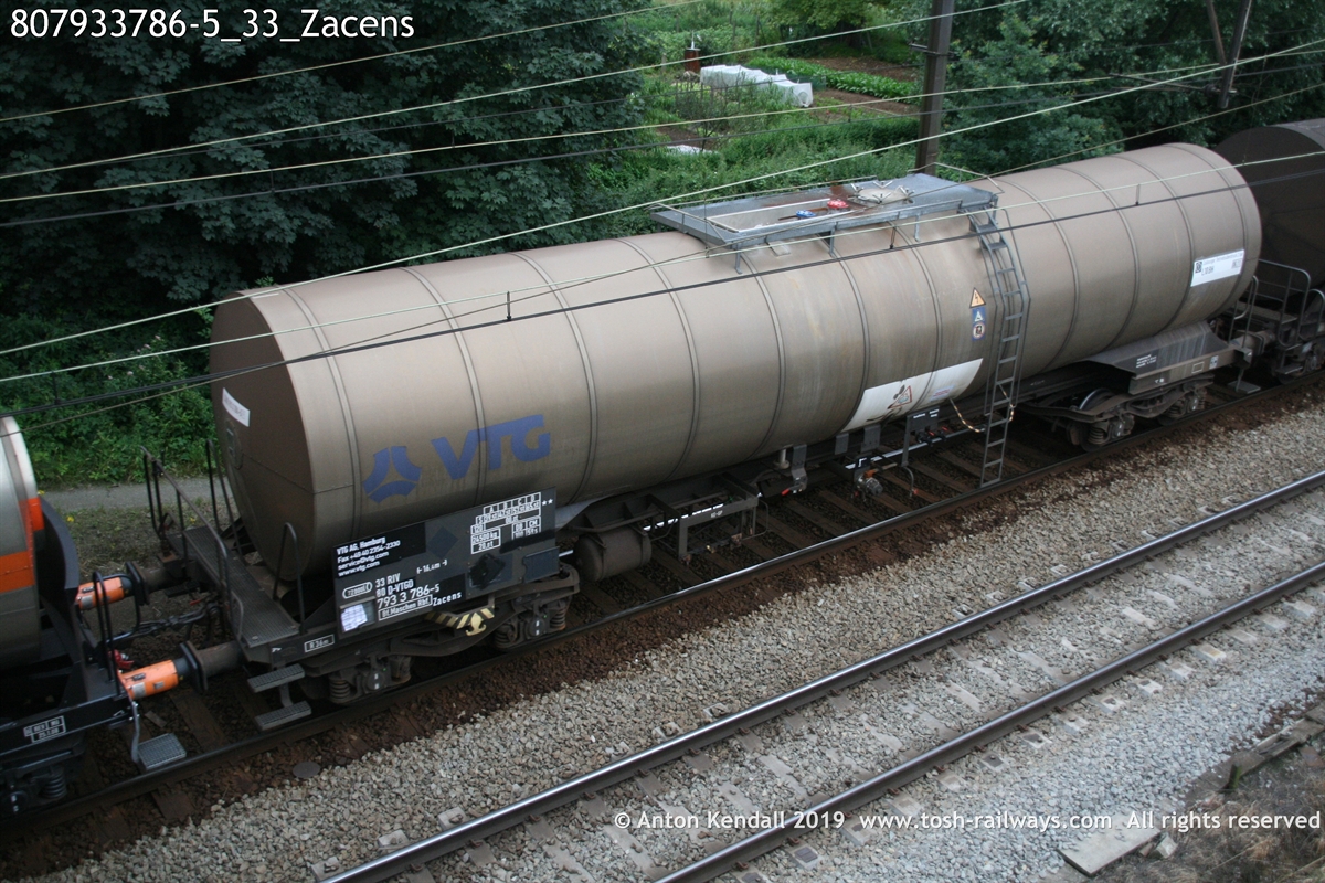 807933786-5_33_Zacens.jpg